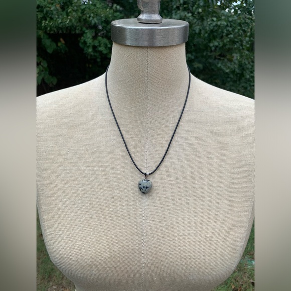 Handmade Genuine Speckled Heart Stone Amulet Necklace - Picture 10 of 10